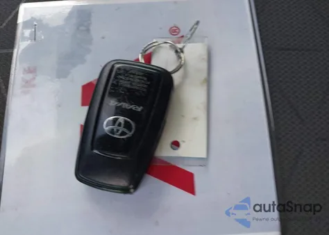 2023 Toyota Rav4 Xle из США, поврежденный, VIN 2T3W1RFV8PW295787